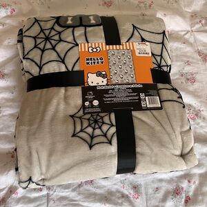 VIRAL Hello Kitty Halloween Blanket